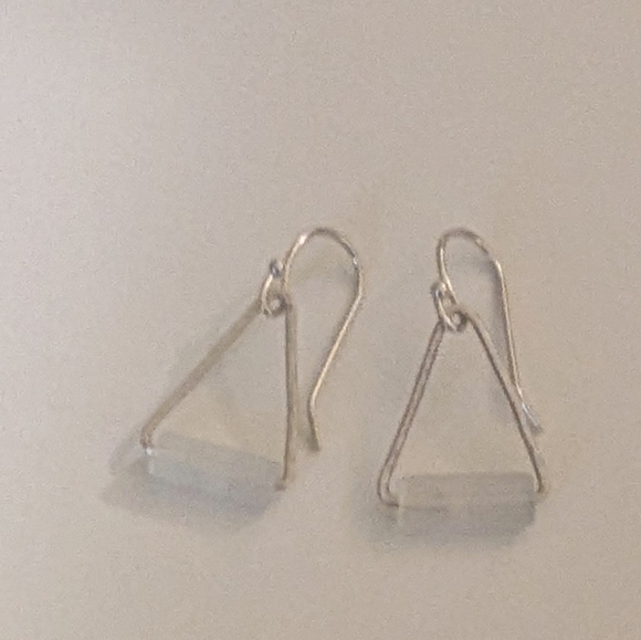 NWT Elegant Winter White Sterling Silver Triangle Earrings. Handmade OOAK. - Picture 2 of 3